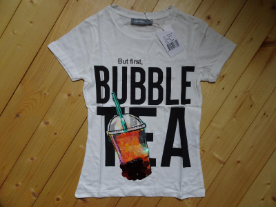 Geisha Bubble Tea T-Shirt off-white
