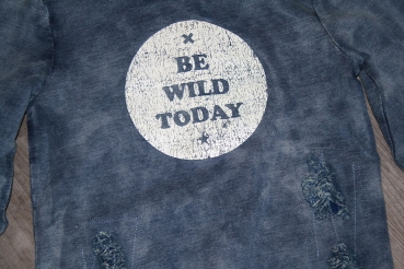 Blue Rebel spot on vintage Sweatshirt bleach