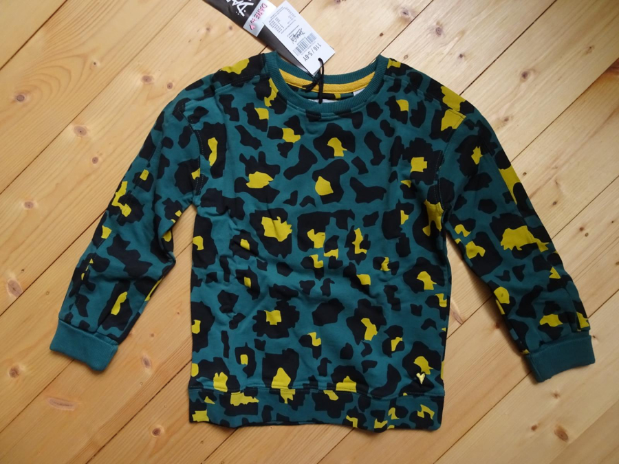 moodstreet Sweater AOP Panther bottle