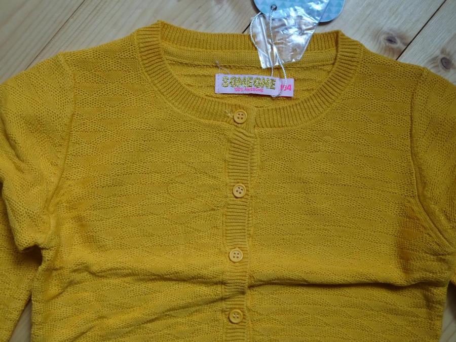 Someone Strickjäckchen/Cardigan Leila oker