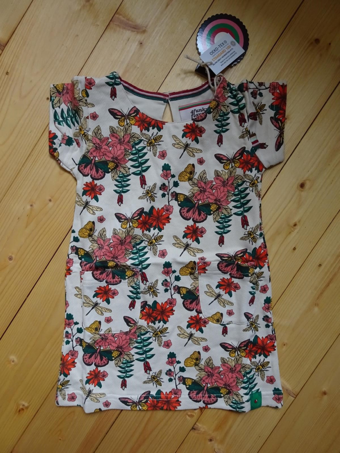 4funkyflavours flower dress This Land Is Your Land