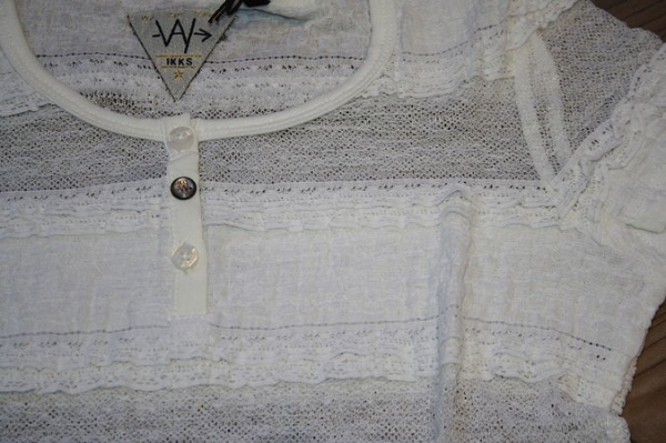 WAY by IKKS Neo Blue kurzärmeliges Spitzen-Shirt blanc casse