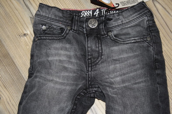Sorry4theMess schmale Jeanshose gris délavé ---nur noch Größe 4a/104---